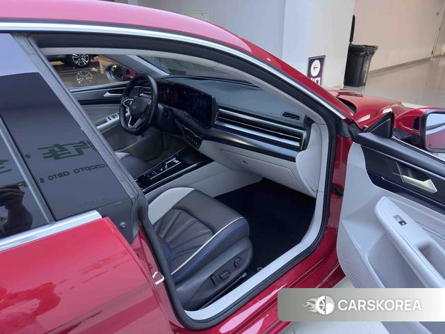 Volkswagen Lamando 2022 Красный из Китая, фото 2