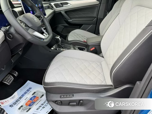 Volkswagen Tayron 2023 Темно-серый из Китая, фото 2