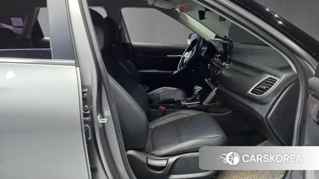 Kia Seltos 2019 Серый из Кореи, фото 2