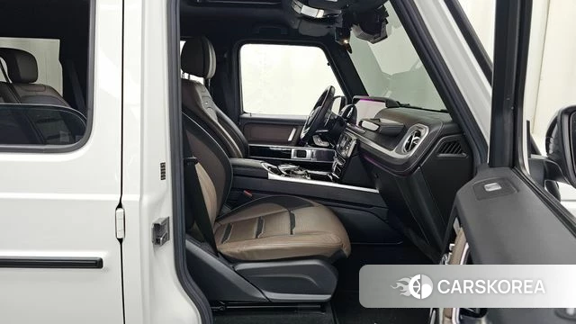 Mercedes-Benz G-Class W463b 2021 Белый из Кореи, фото 2