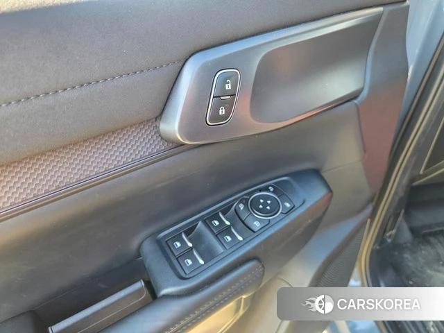 Ford Ranger 4th Generation 2024 Серебристо-серый из Кореи, фото 2