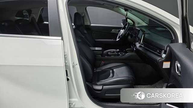 Kia Sportage 5th Generation Hybrid 2021 Белый из Кореи, фото 2