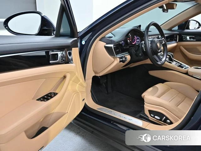 Porsche Panamera (971) 2021 Черный из Кореи, фото 2