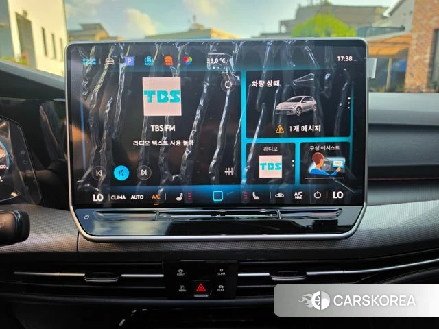 Volkswagen Golf 8th Generation 2026 Серебристо-серый из Кореи, фото 2