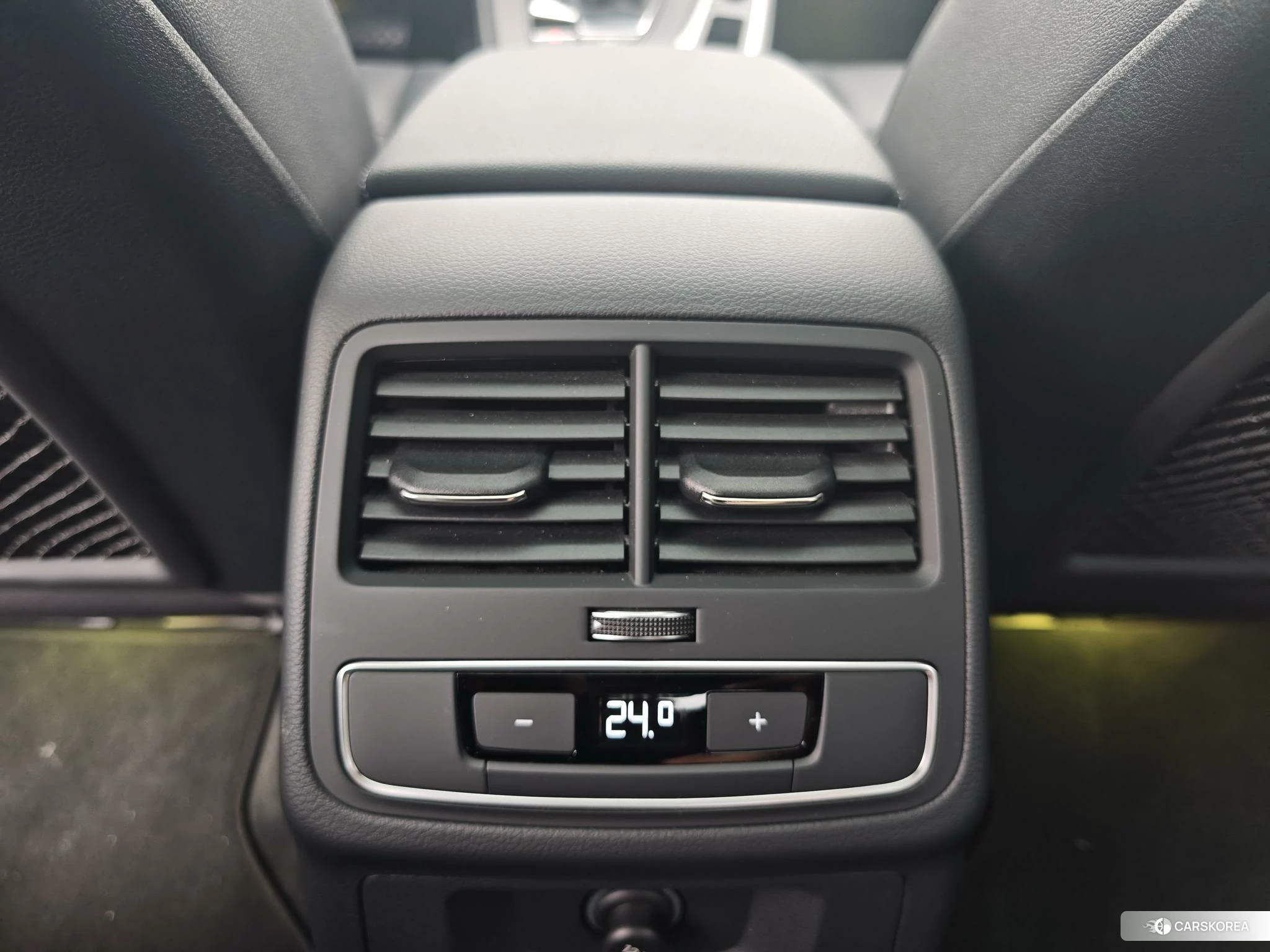 Audi A5 2020 Темно-серый из Китая, фото 2