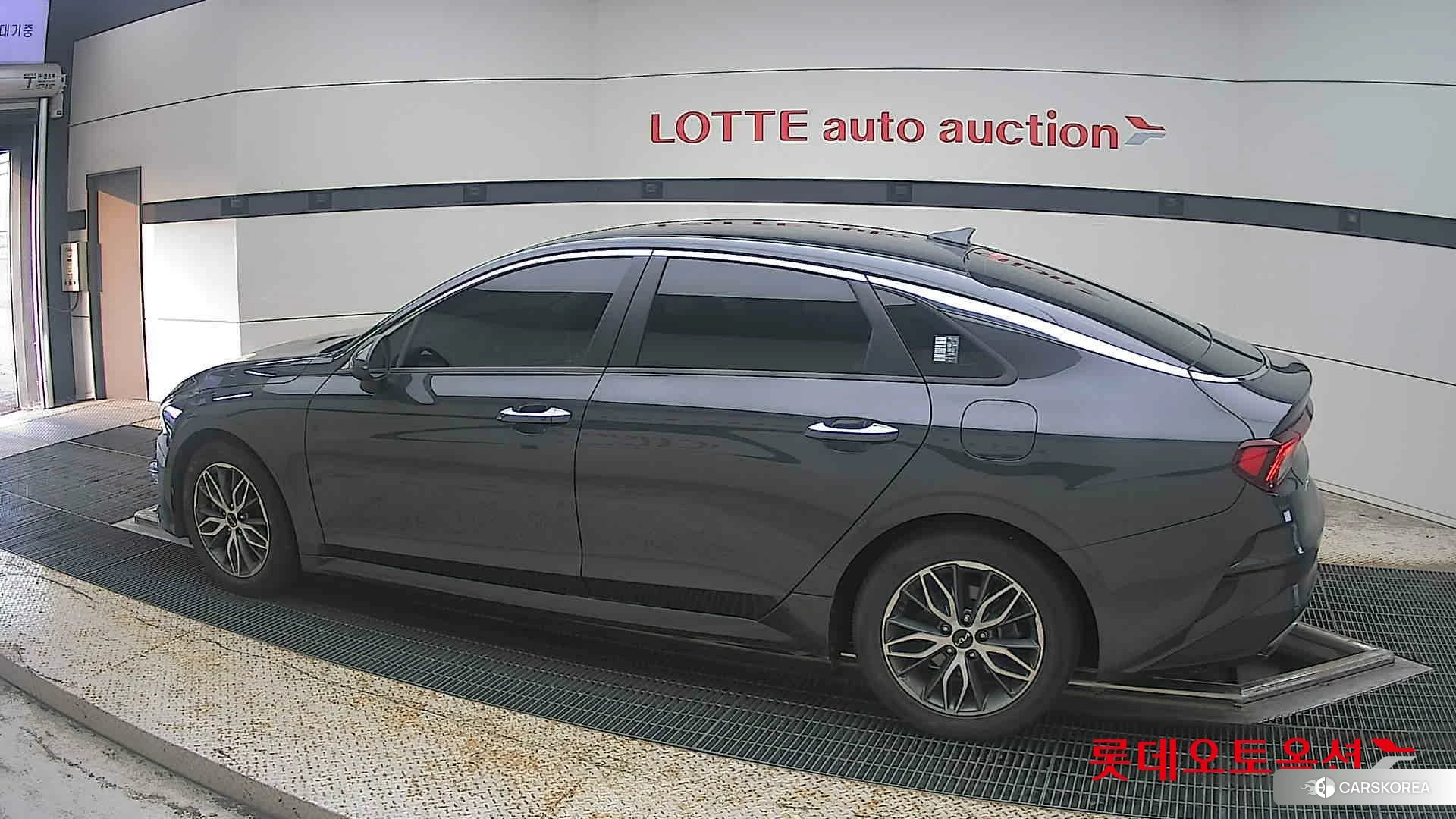 Kia K5 2022 Interstellagray из Кореи, фото 2