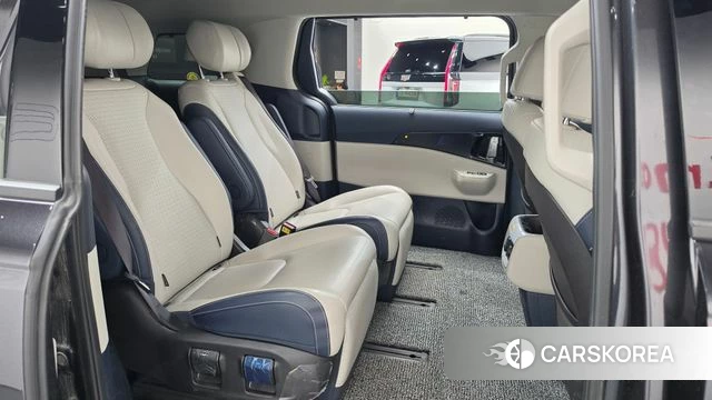 Kia The New Carnival 4th Generation 2024 Серый из Кореи, фото 2