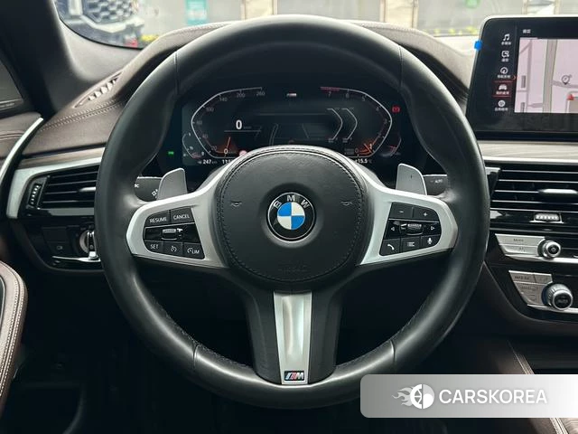 BMW 5 series 2022 Черный из Китая, фото 2