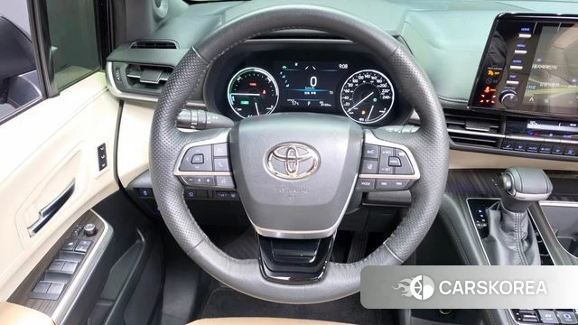 Toyota Sienna 4th Generation 2022 Черный из Кореи, фото 2
