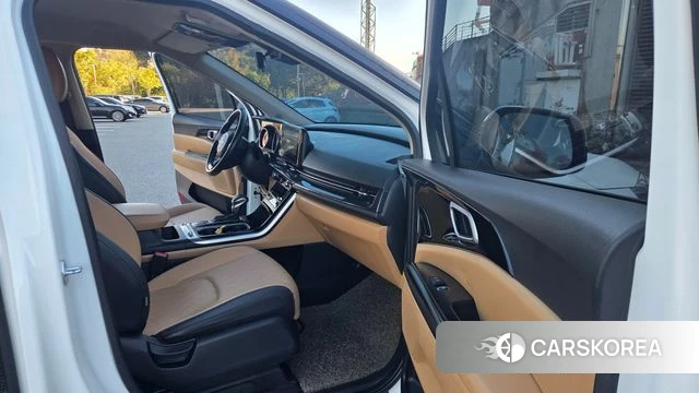 Kia Carnival 4th generation 2021 Белый из Кореи, фото 2