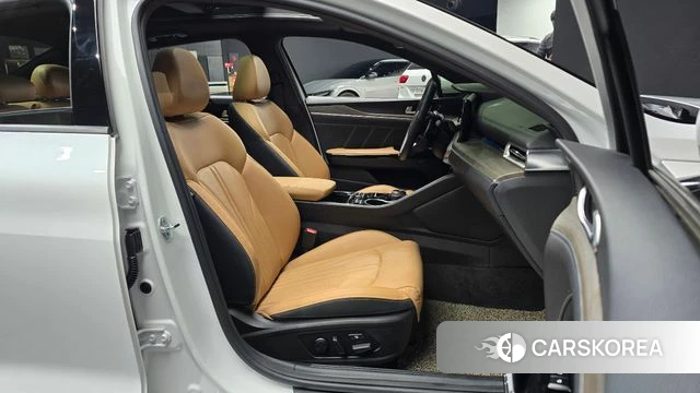 Kia K5 3rd generation 2022 Белый из Кореи, фото 2