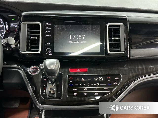 Honda Elysion 2021 Белый из Китая, фото 2
