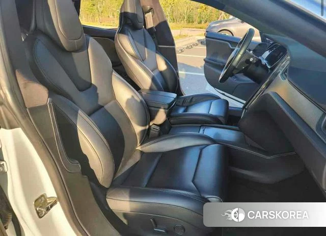 Tesla Model S 2018 Белый из Кореи, фото 2