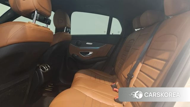 Mercedes-Benz GLC-Class X253 2023 Белый из Кореи, фото 2