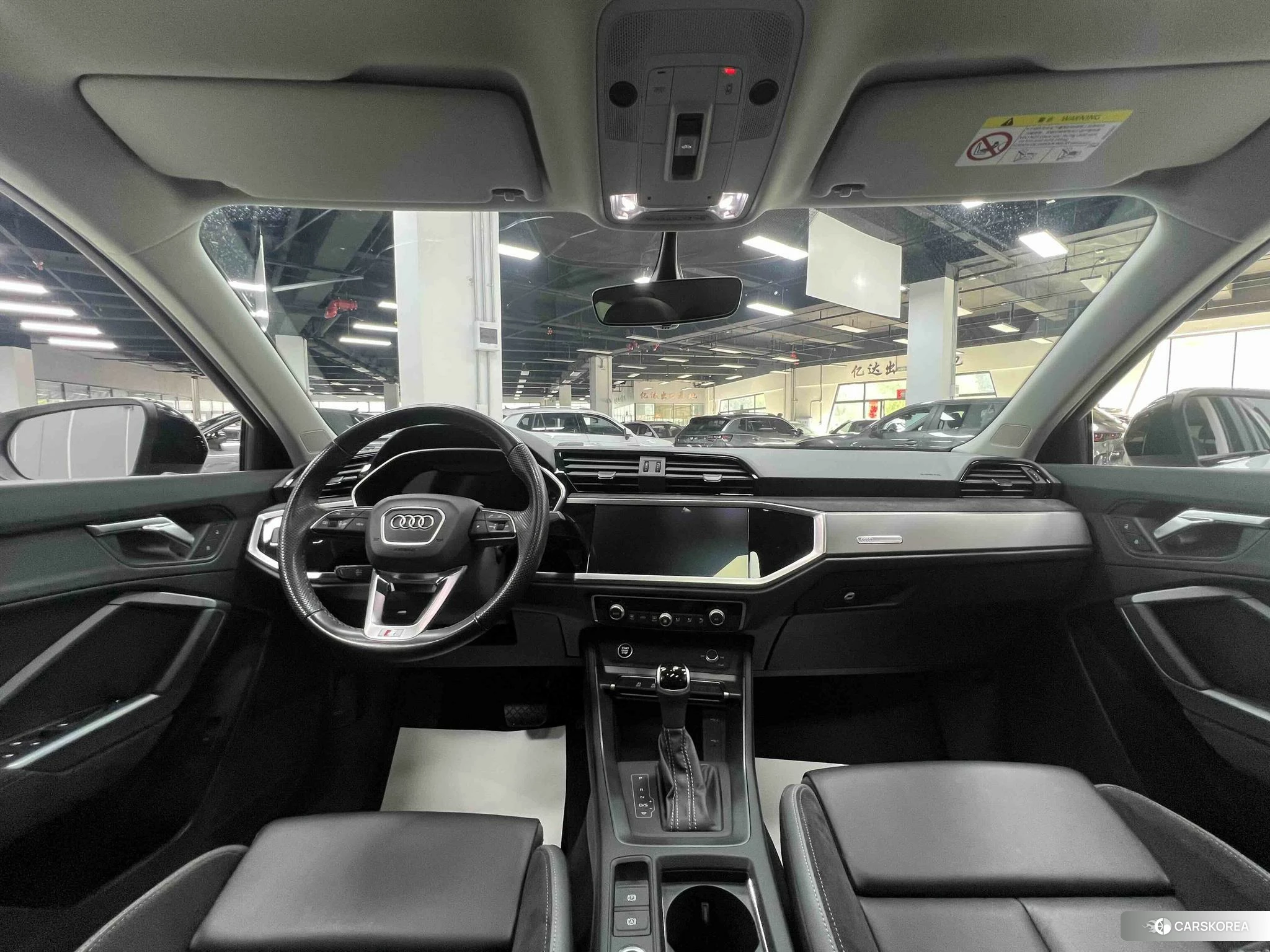 Audi Q3 Sportback 2022 Белый из Китая, фото 2
