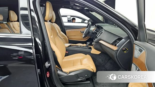 Volvo XC90 second Generation 2018 Черный из Кореи, фото 2