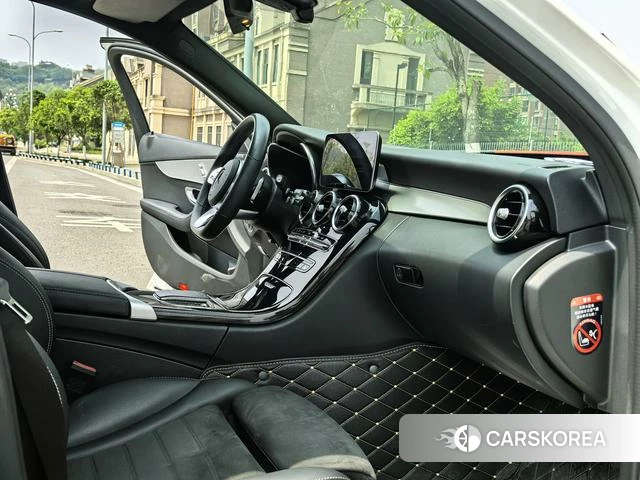 Mercedes-Benz C-class 2021 Белый из Китая, фото 2