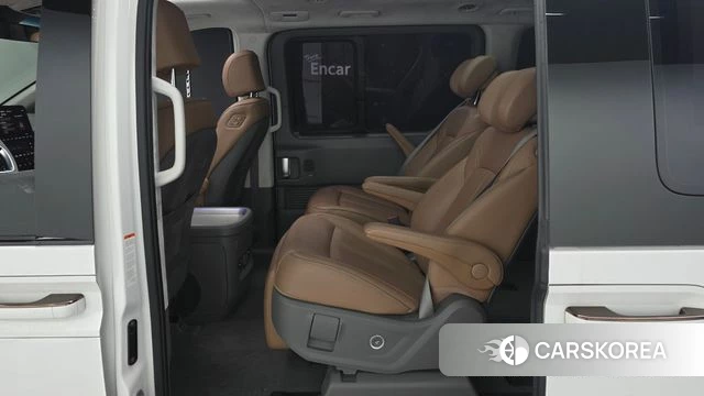 Hyundai Staria 2024 Белый из Кореи, фото 2