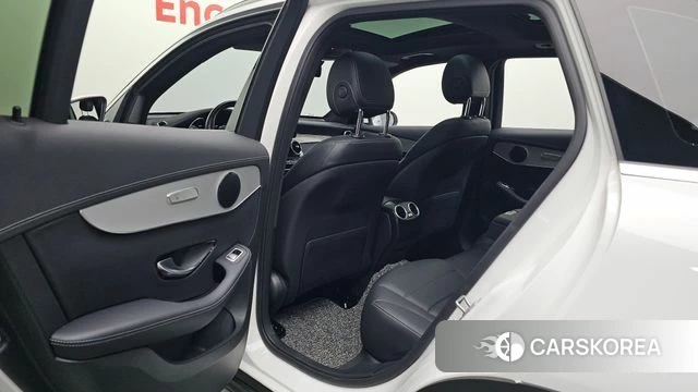 Mercedes-Benz GLC-Class X253 2021 Белый из Кореи, фото 2