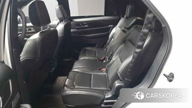 Ford Explorer 2018 Белый из Кореи, фото 2