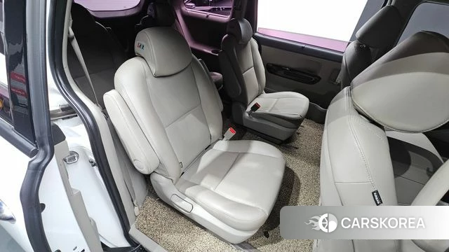 Kia The New Carnival 2018 Белый из Кореи, фото 2