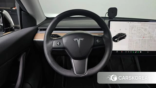 Tesla Model Y 2021 Черный из Кореи, фото 2