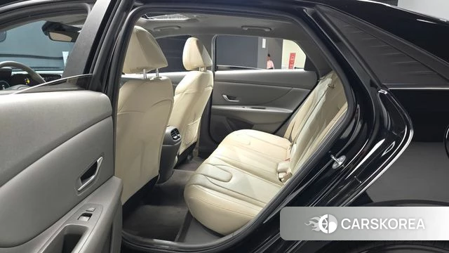 Hyundai Avante (CN7) 2023 Черный из Кореи, фото 2