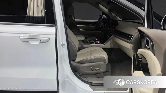 Kia Carnival 4th generation 2022 Белый из Кореи, фото 2