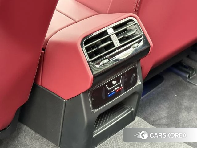BMW 5 series 2025 Белый из Китая, фото 2
