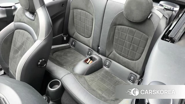 Mini Cooper S Convertible 2024 Черный из Кореи, фото 2