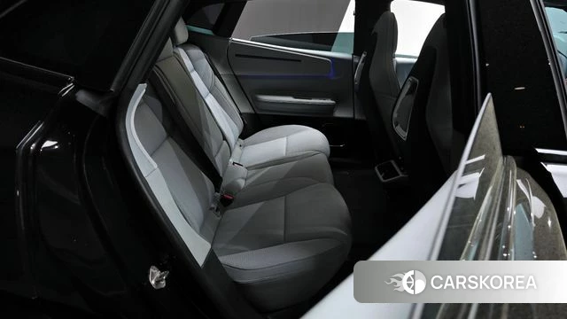 Polestar Polstar 4 2025 Черный из Кореи, фото 2