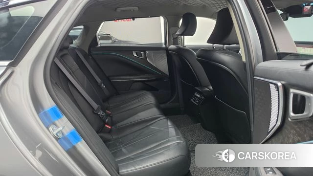 Kia K8 2023 Серебряный из Кореи, фото 2