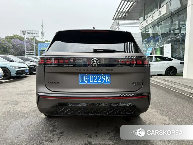 Volkswagen Teramont 2025 Коричневый из Китая, фото 2