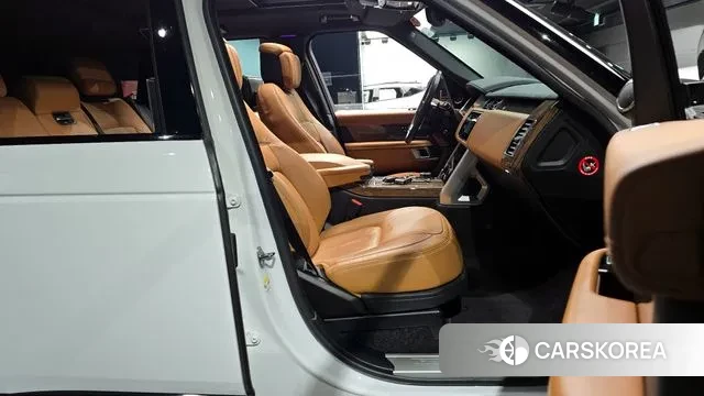 Land Rover Range Rover 4th Generation 2021 Белый из Кореи, фото 2