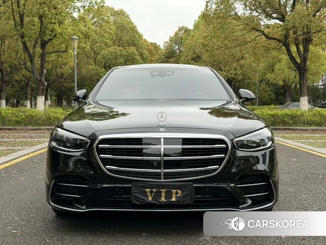 Mercedes-Benz S-Class 2023 Черный из Китая, фото 2