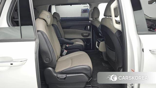 Kia The New Carnival 4th Generation 2025 Белый из Кореи, фото 2