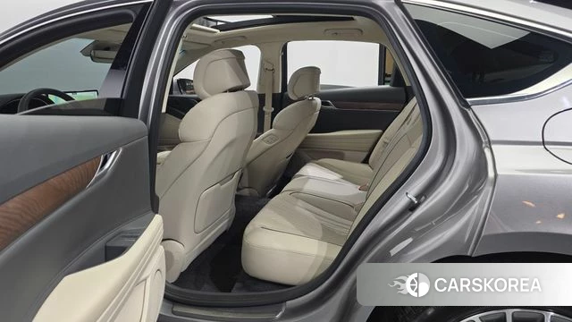 Genesis G80 (RG3) 2022 Серебряный из Кореи, фото 2