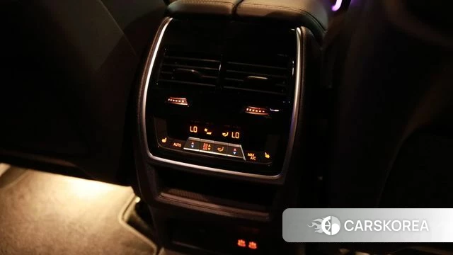 BMW X7 (G07) 2026 Белый из Кореи, фото 2
