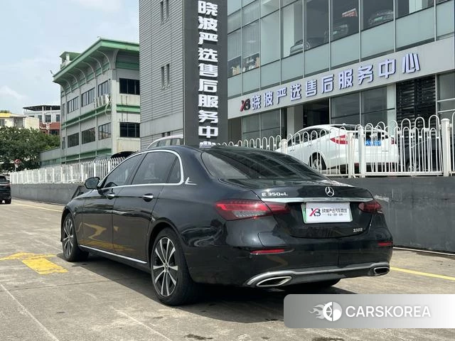 Mercedes-Benz E-Class 2022 Черный из Китая, фото 2