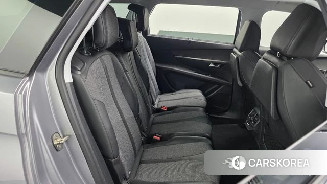 Peugeot 5008 second generation 2018 Серый из Кореи, фото 2