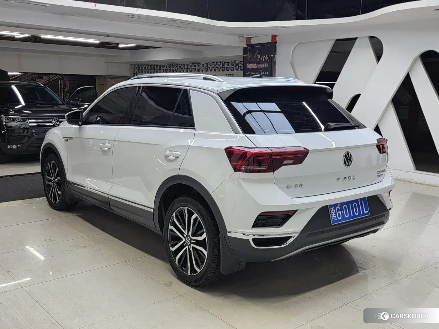 Volkswagen T-Roc 2021 Белый из Китая, фото 2