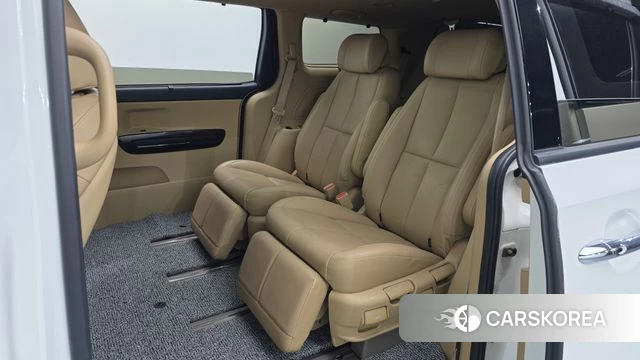 Kia The New Carnival 2018 Белый из Кореи, фото 2