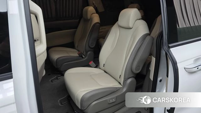 Kia The New Carnival 4th Generation 2025 Белый из Кореи, фото 2
