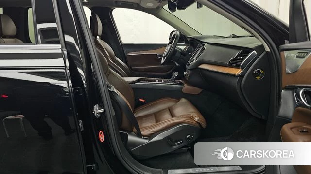 Volvo XC90 second Generation 2018 Черный из Кореи, фото 2