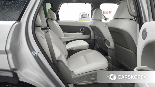 Hyundai Palisade (LX3) 2025 Серебристо-серый из Кореи, фото 2