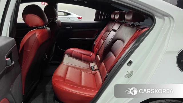 Hyundai Avante AD 2018 Белый из Кореи, фото 2