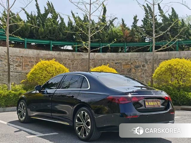 Mercedes-Benz E-Class 2026 Черный из Китая, фото 2