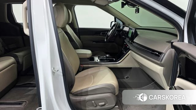 Kia Carnival 4th generation 2022 Белый из Кореи, фото 2