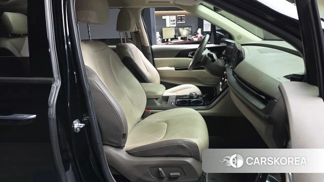 Kia Carnival 4th generation 2021 Черный из Кореи, фото 2