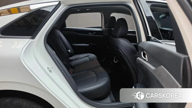 Kia K5 3rd generation 2022 Белый из Кореи, фото 2